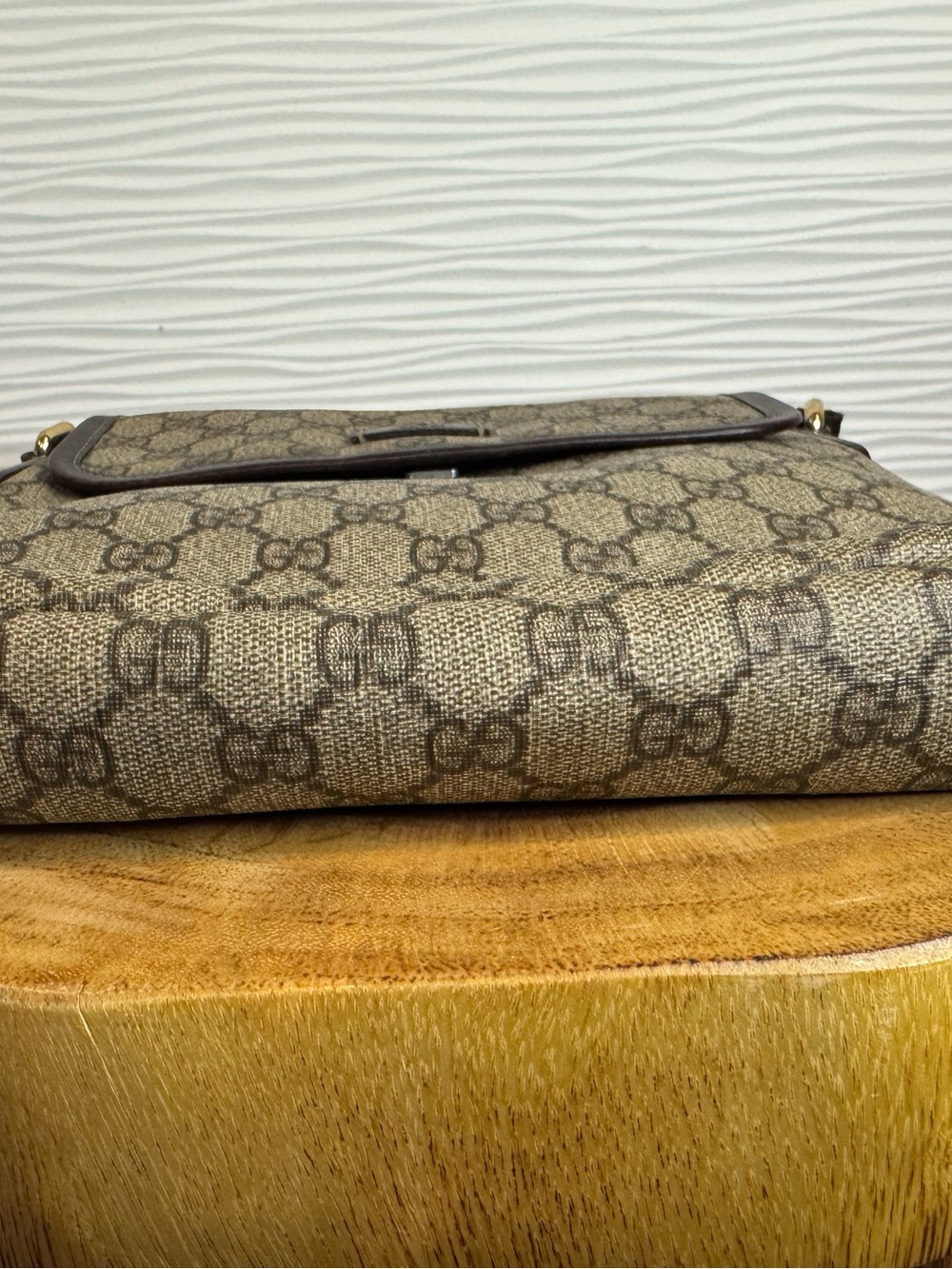Gucci Tan & Dark Brown GG Canvas Crossbody Ba - Picture 16 of 16